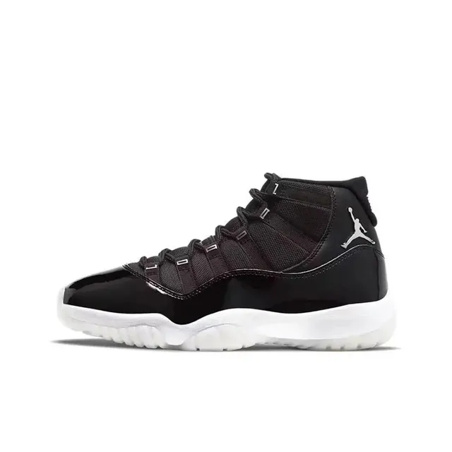 Air Jordan 11 Concord