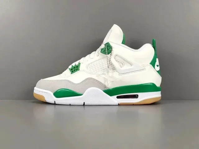 Air Jordan 4