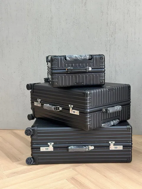 Rimowa Essential Cabin Matte Black