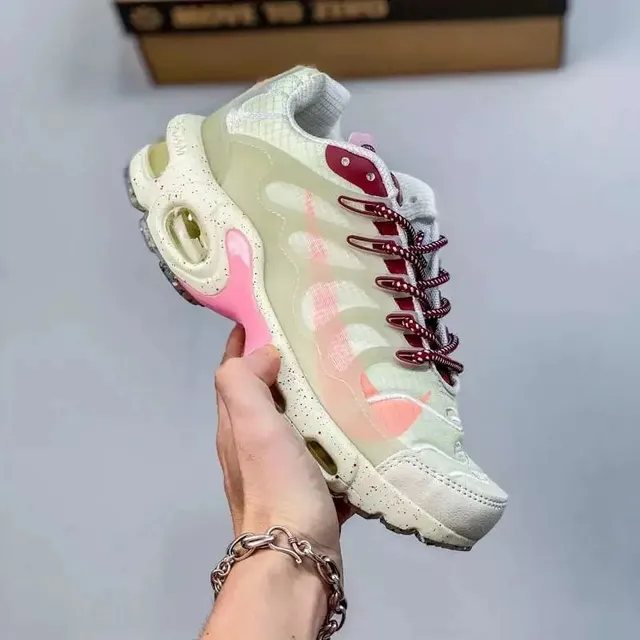 Nike Air Max Plus Laser Pink