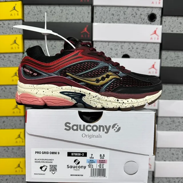 Saucony Pro Grid Omni 9 Black/Burgundy