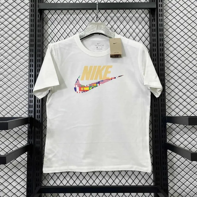 Nike Tee World Flag Swoosh