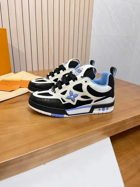Louis Vuitton LV Trainer Monogram Flower
