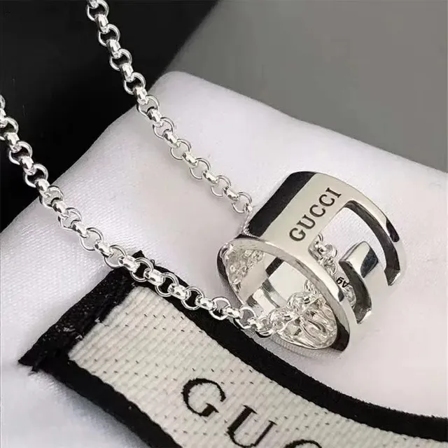 Gucci Interlocking G Ring Necklace Crystal-Embellished