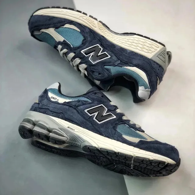 New Balance 2002R Navy Teal