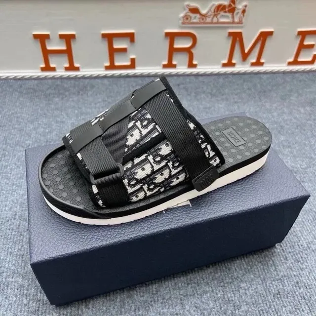 Dior B22 Slide