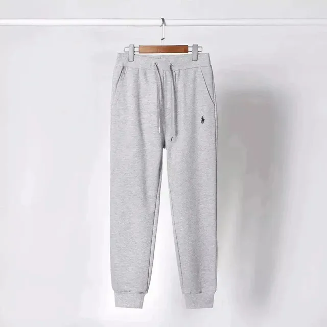灰色裤子