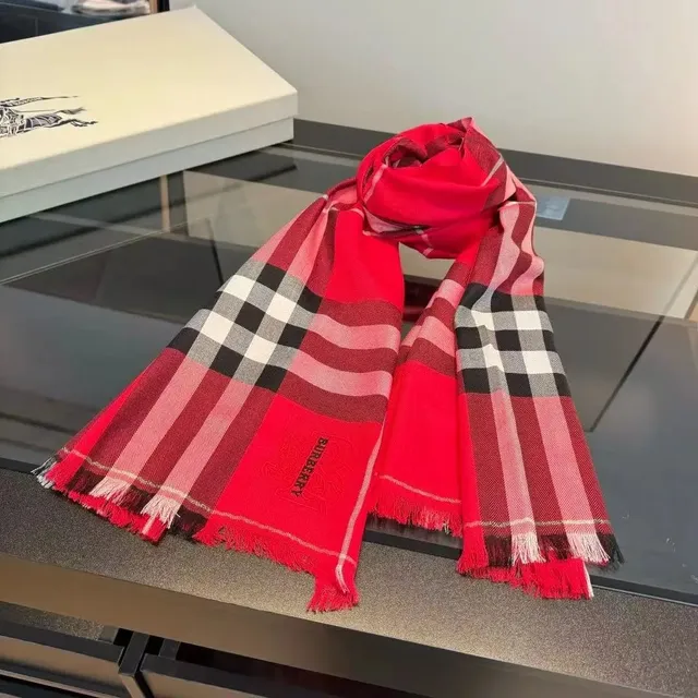 Burberry Classic Check Scarf Vintage Check