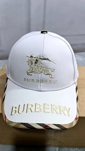 Burberry Baseball Cap Equestrian Knight Logo