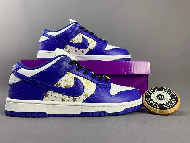 Nike Dunk Low Star Print
