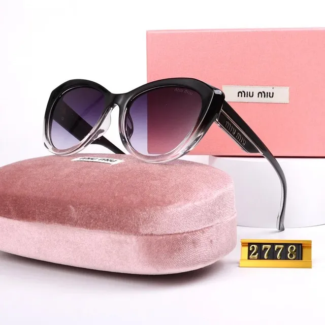 Miu Miu Sunglasses Cat-Eye Gradient Lens