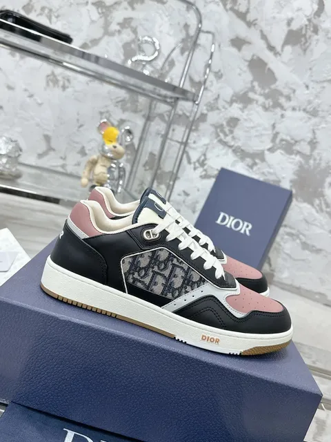 Dior B22 Oblique Print