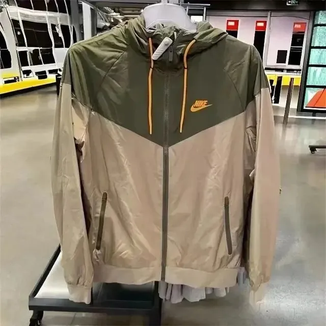 Nike Windrunner Jacket Olive Beige