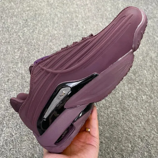 Nike Air Max TN Burgundy