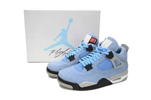 Air Jordan 4 University Blue