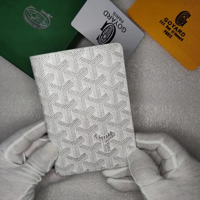 Goyard Passport Cover Chevron Print