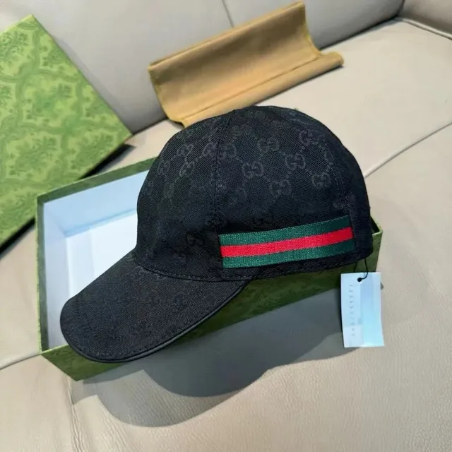 Global Wardrobe