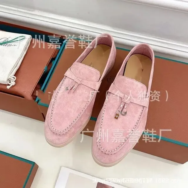 Hermès Oran Sandal Pink Suede