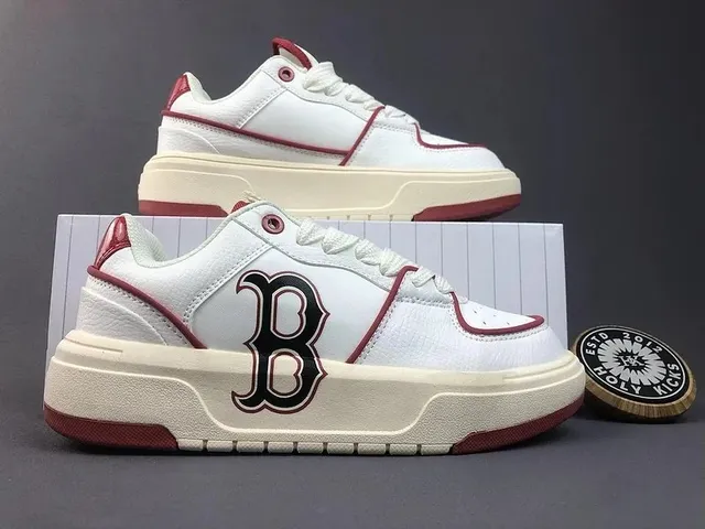 MLB Low Top Sneaker