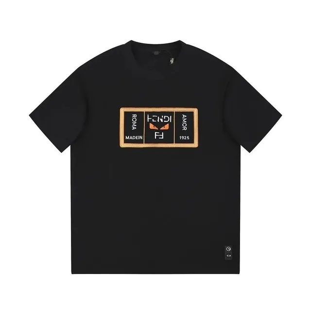 Fendi Logo Patch T-Shirt Roma Amor Patch