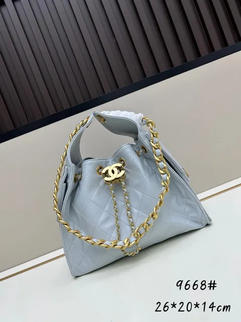 Chanel Wallet on Chain