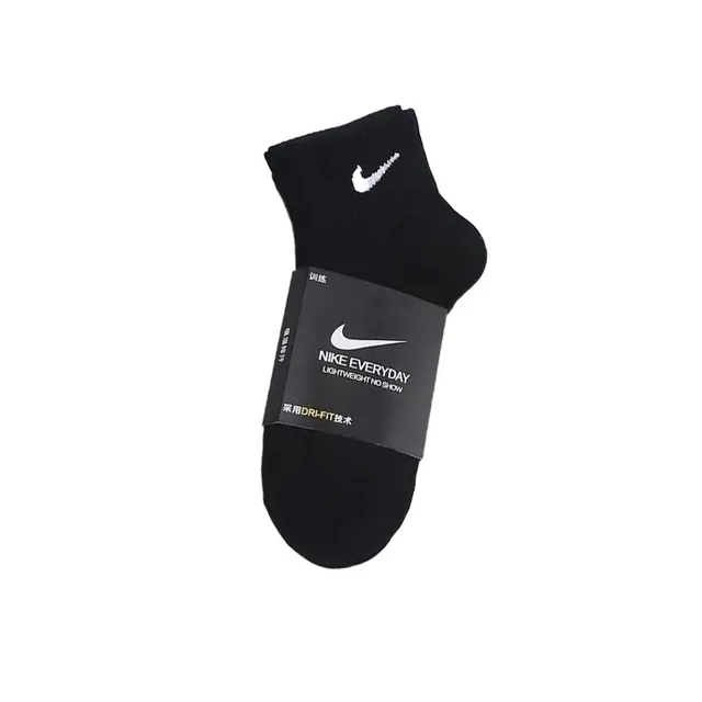 Nike socks hosiery