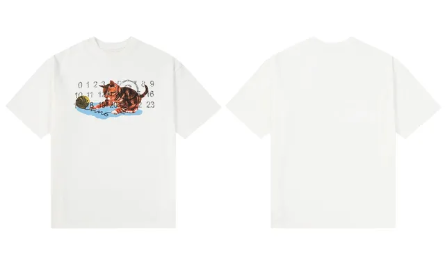 Maison Margiela Graphic T-Shirt Kitten Print