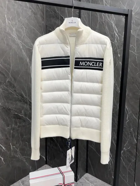 Moncler Knit-Panel Puffer Jacket Logo Stripe