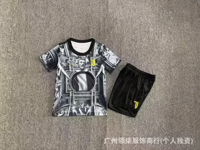 Adidas Youth Training Set Baroque Print