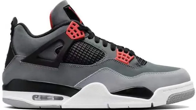 Air Jordan 4