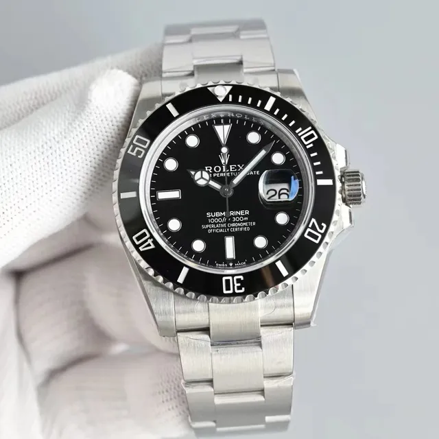 Rolex Submariner Date