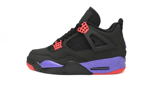 Air Jordan 4 Bred