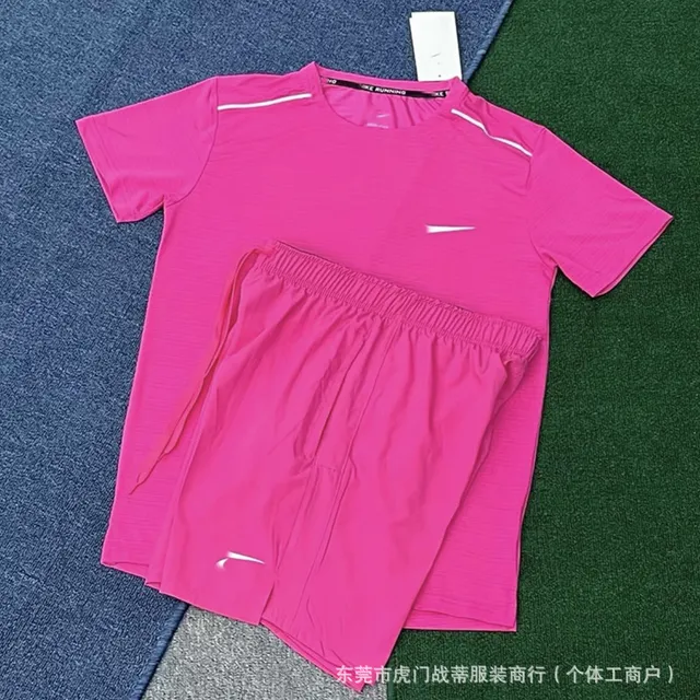 Pink short sleeved ice silk set