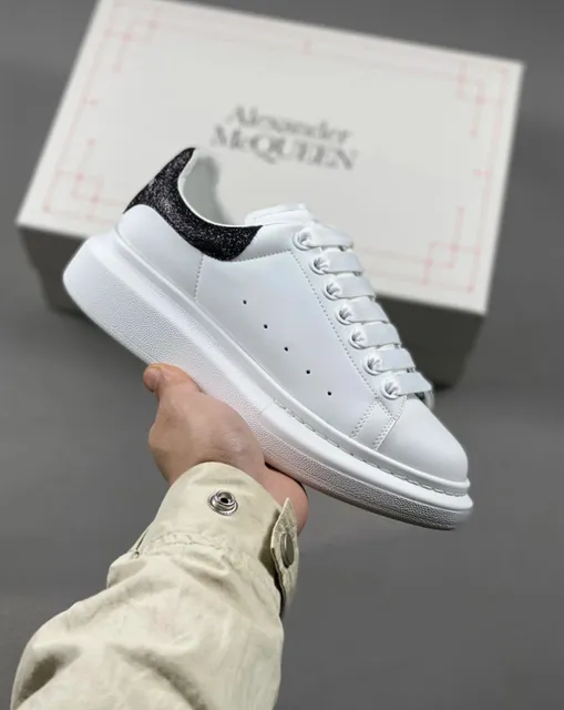 Alexander McQueen Oversized Sneaker Glitter Heel Tab