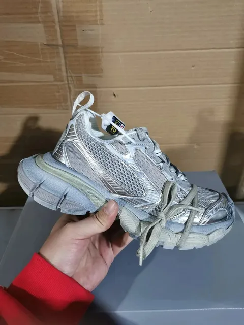 Balenciaga Yeezy 700 Wave Runner
