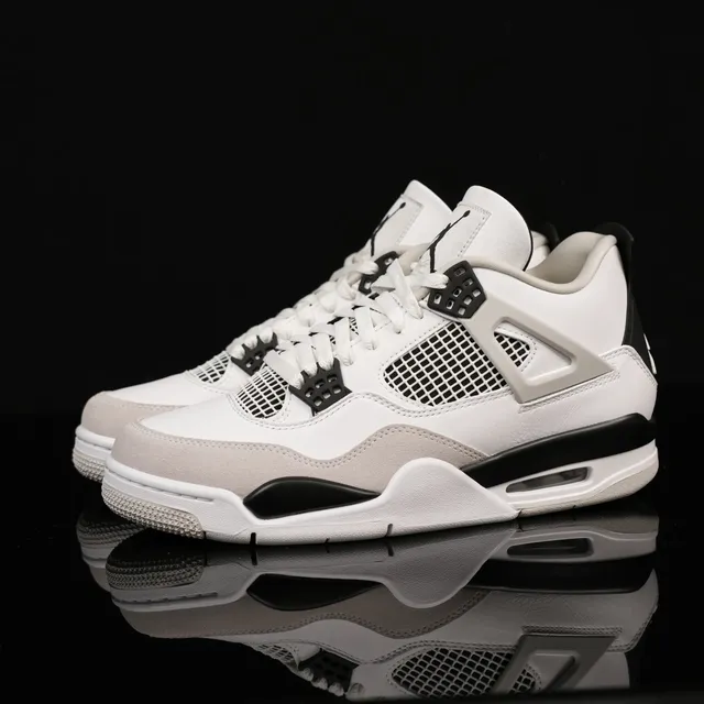 AJ4 'Military Black' DH6927-111