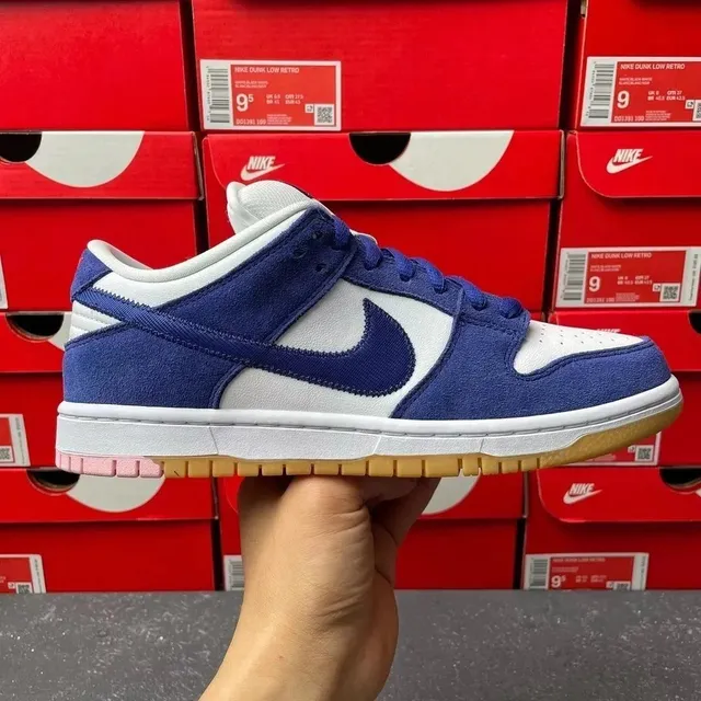 Nike Dunk Low Retro