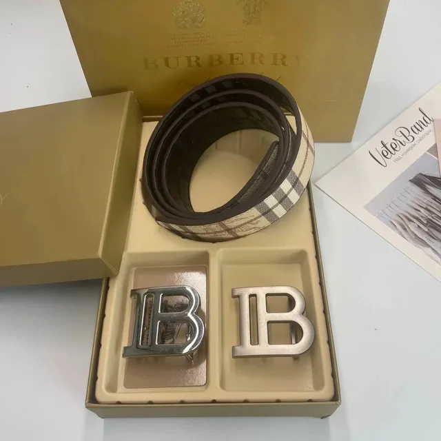 Burberry Reversible Belt House Check and Leather
