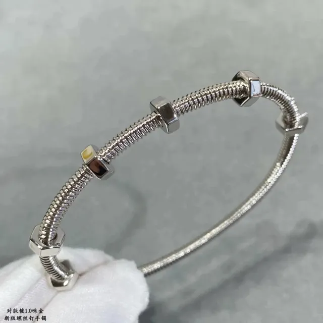 Cartier Juste Un Clou Bracelet Large Model