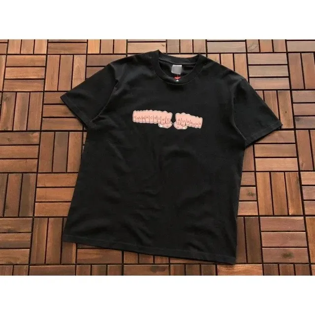 Supreme T-Shirt Fists Print