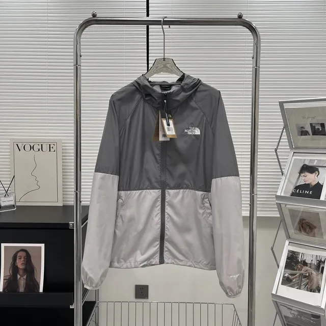 TNF浅灰色