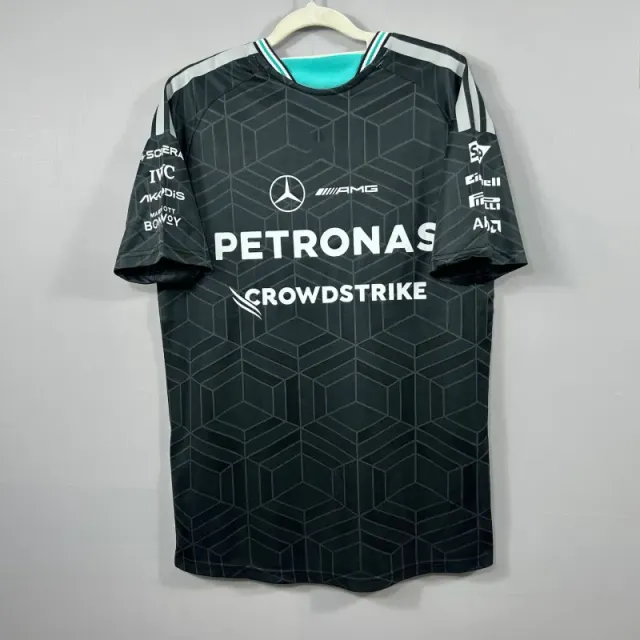 2026F1梅赛德斯奔驰赛车服.