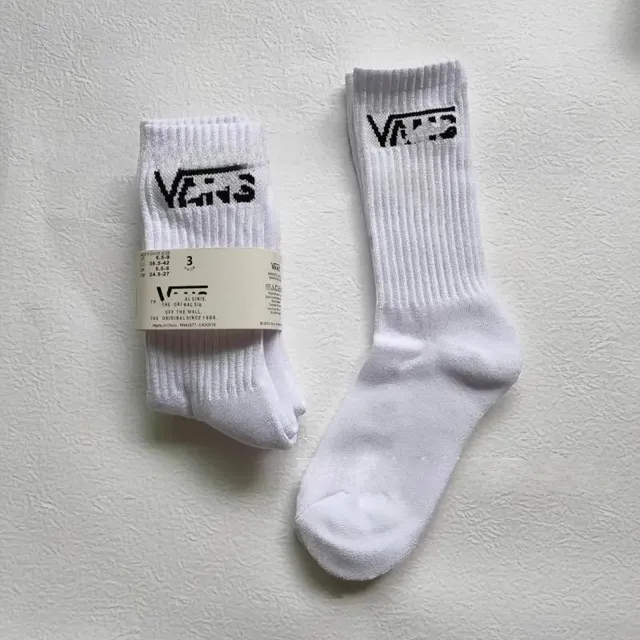 Vans Classic Crew Socks Off The Wall Logo