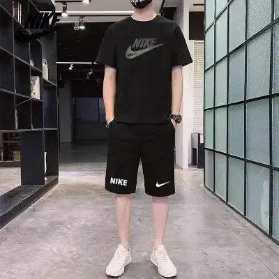 Nike T-Shirt Swoosh Logo