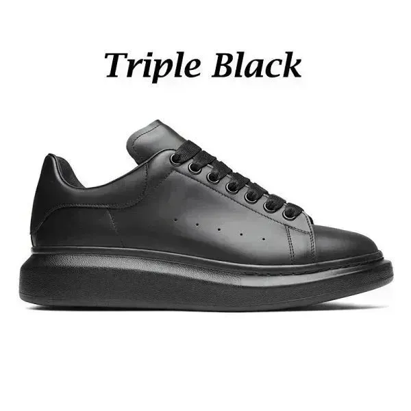 Alexander McQueen Sneaker Triple Black