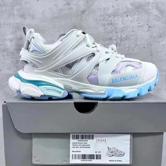 Balenciaga Speed Trainer Macaron