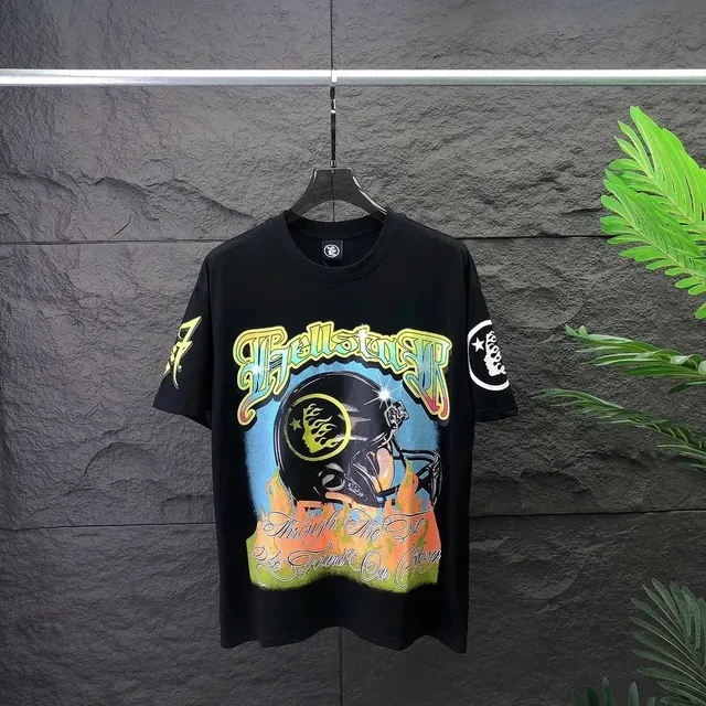 Graphic Tee Hellstar Helmet Print