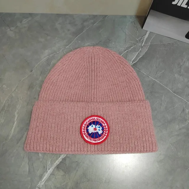 Canada Goose Arctic Program Beanie Pink