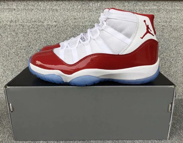 Air Jordan 11 Concord