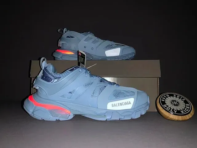 Balenciaga Speed Trainer Glow In The Dark